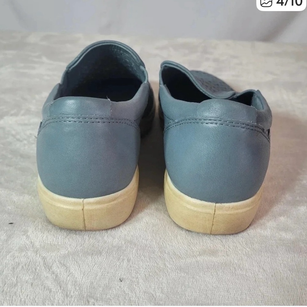 ECCO women’s perforated blue slip on loafers - Picture 4 of 9